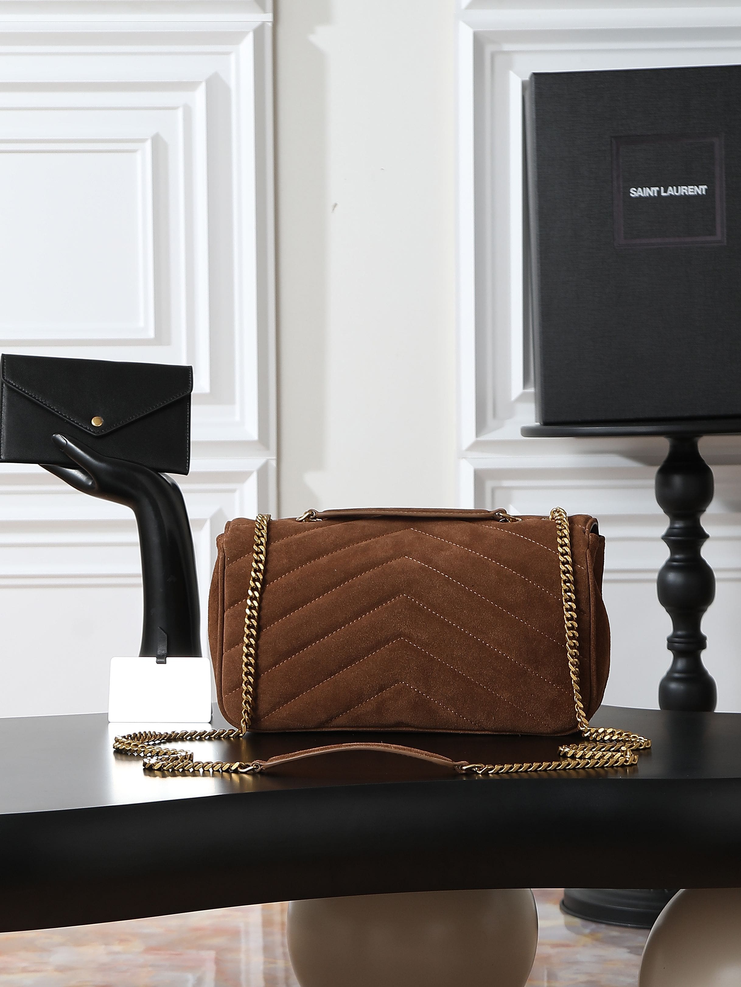 Saint Laurent  LOULOU medium in MATELASSÉ suede