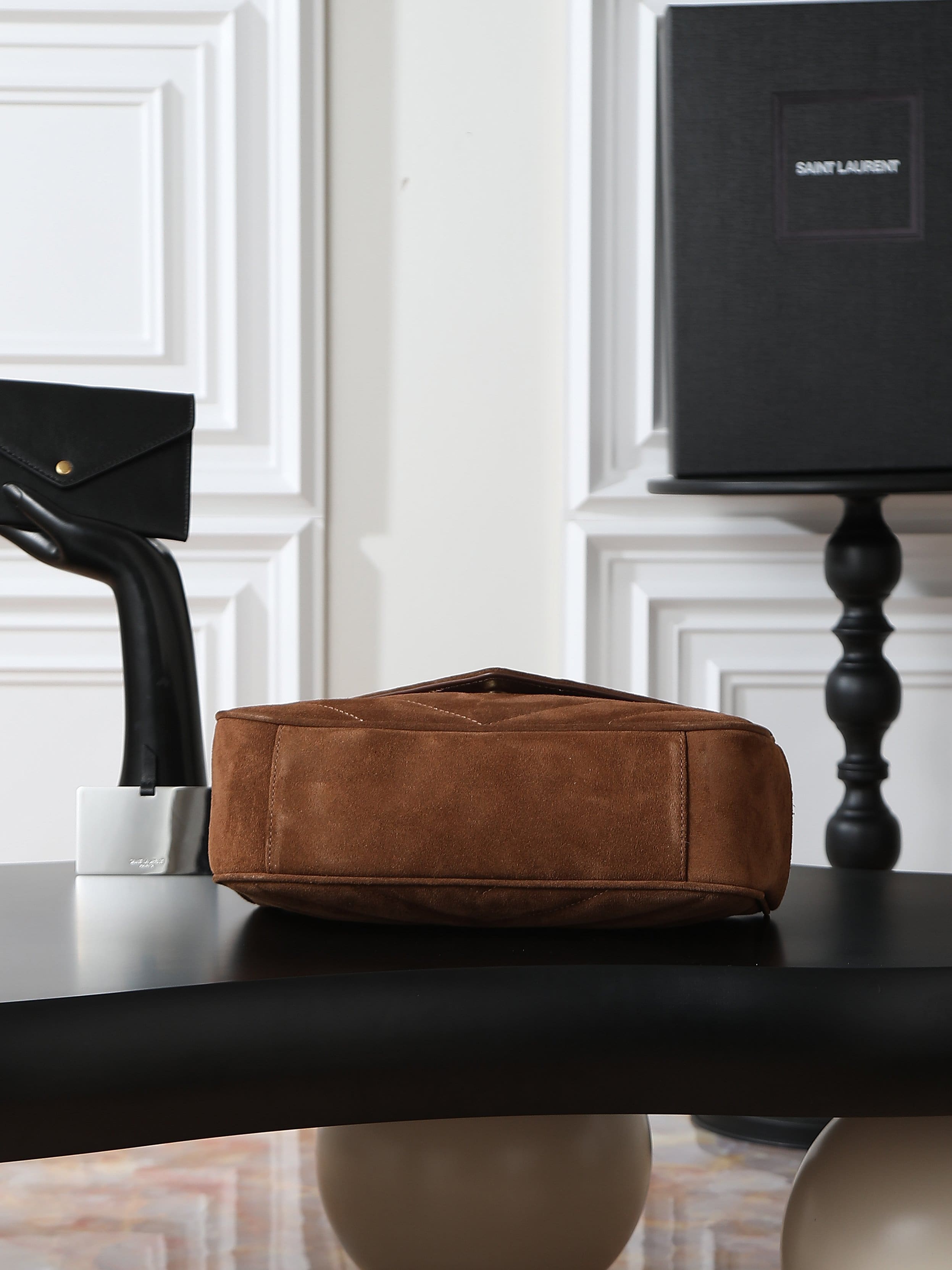 Saint Laurent  LOULOU medium in MATELASSÉ suede