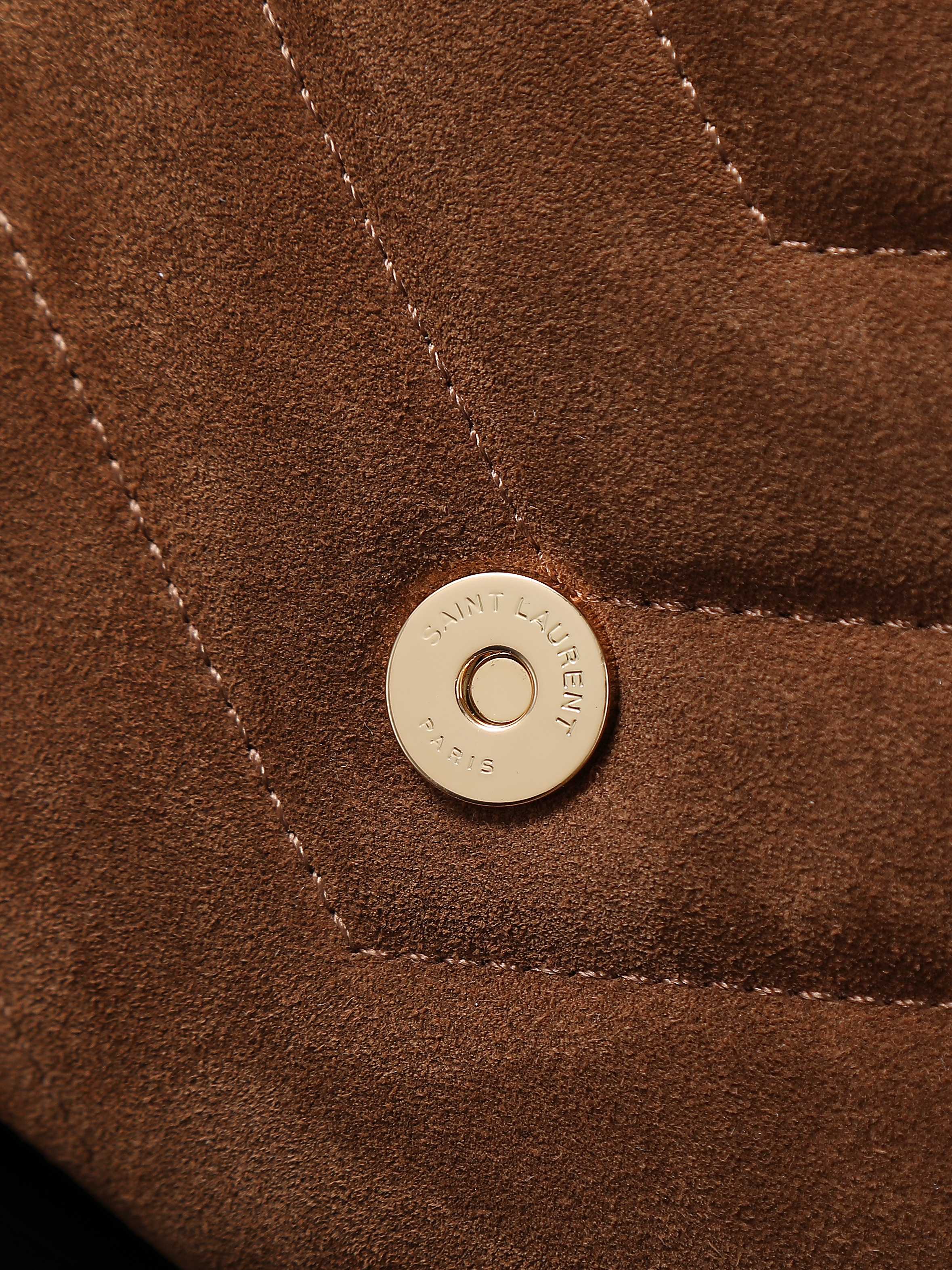 Saint Laurent  LOULOU medium in MATELASSÉ suede