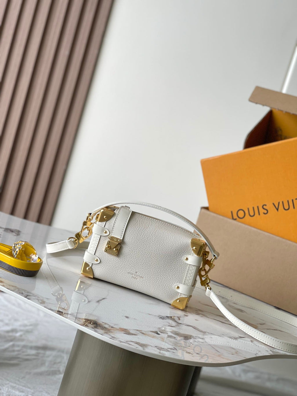 LOUIS VUITTON M23915 SIDE TRUNK