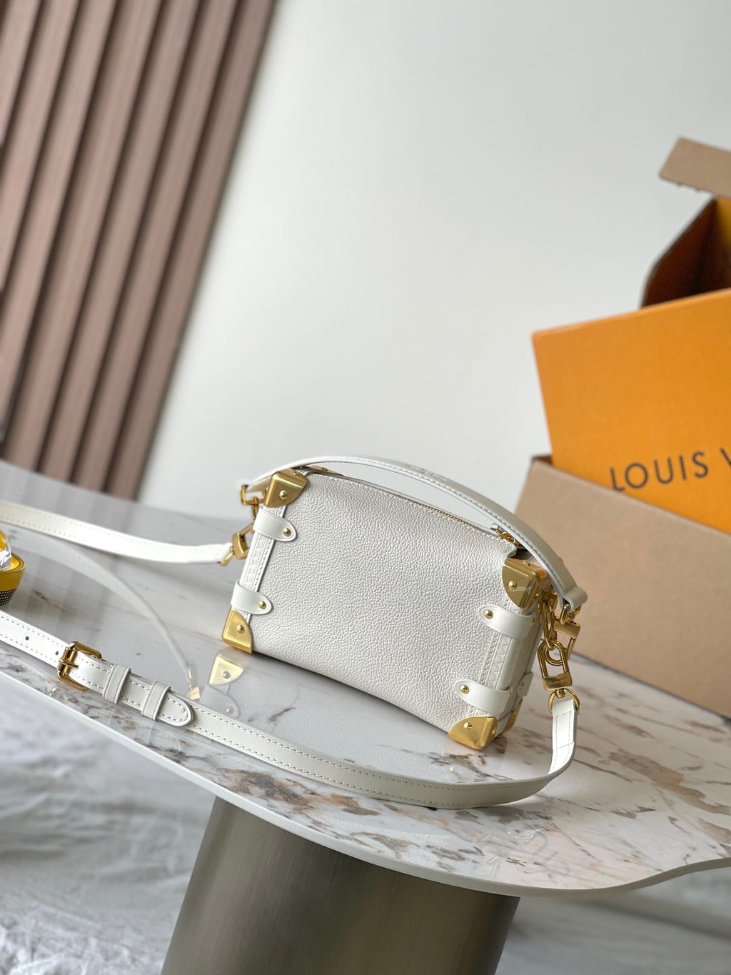 LOUIS VUITTON M23915 SIDE TRUNK