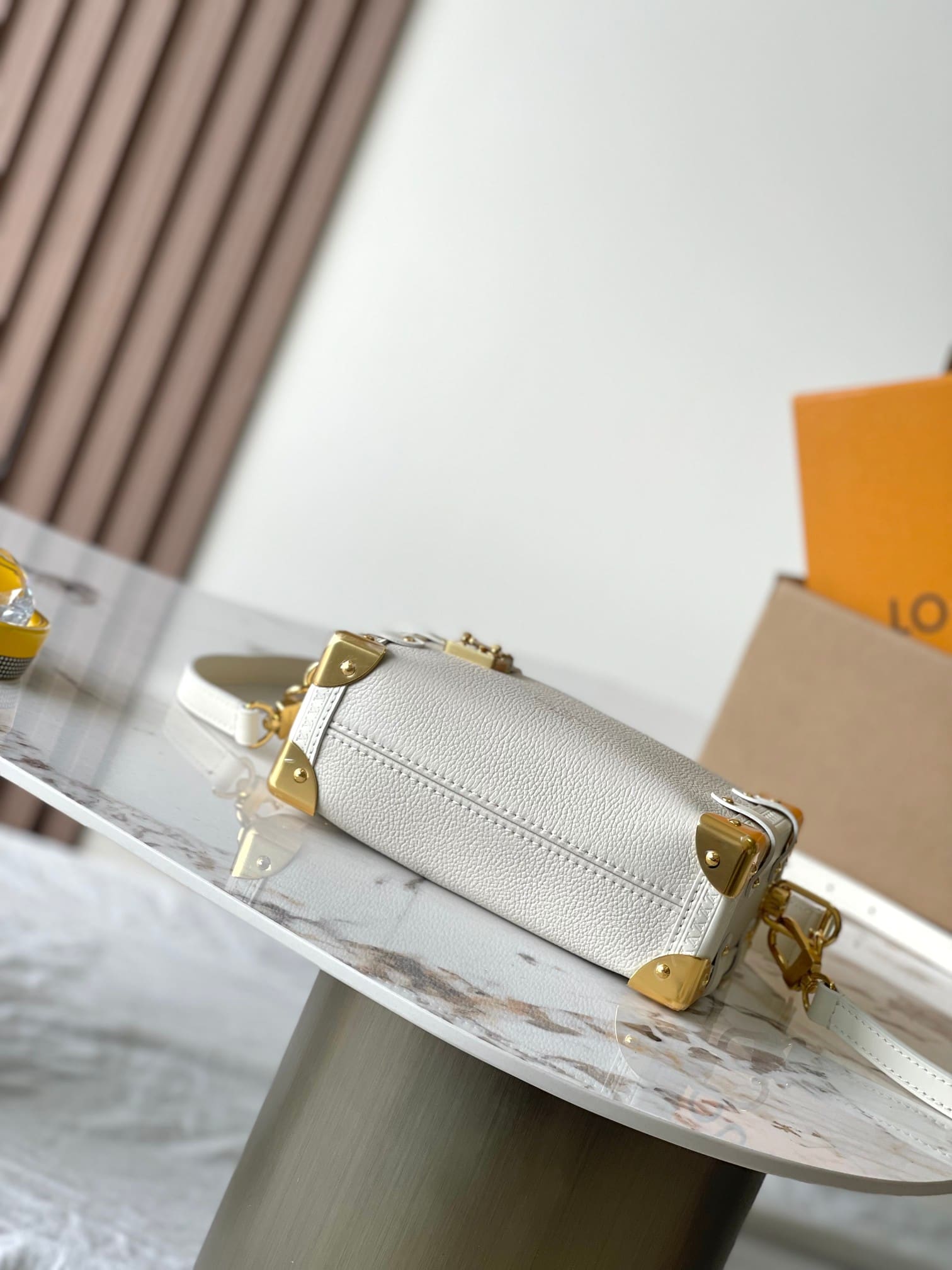 LOUIS VUITTON M23915 SIDE TRUNK