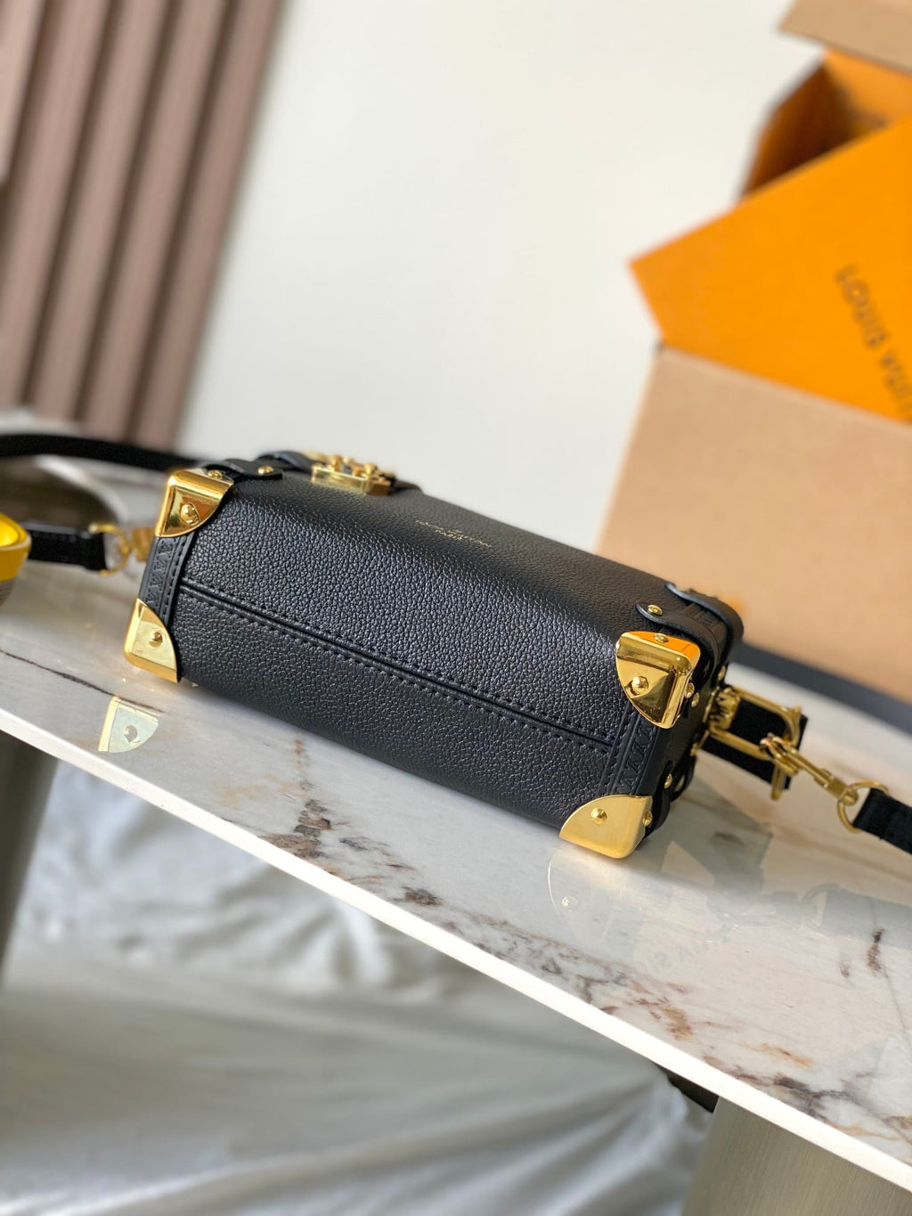 LOUIS VUITTON M23817 SIDE TRUNK