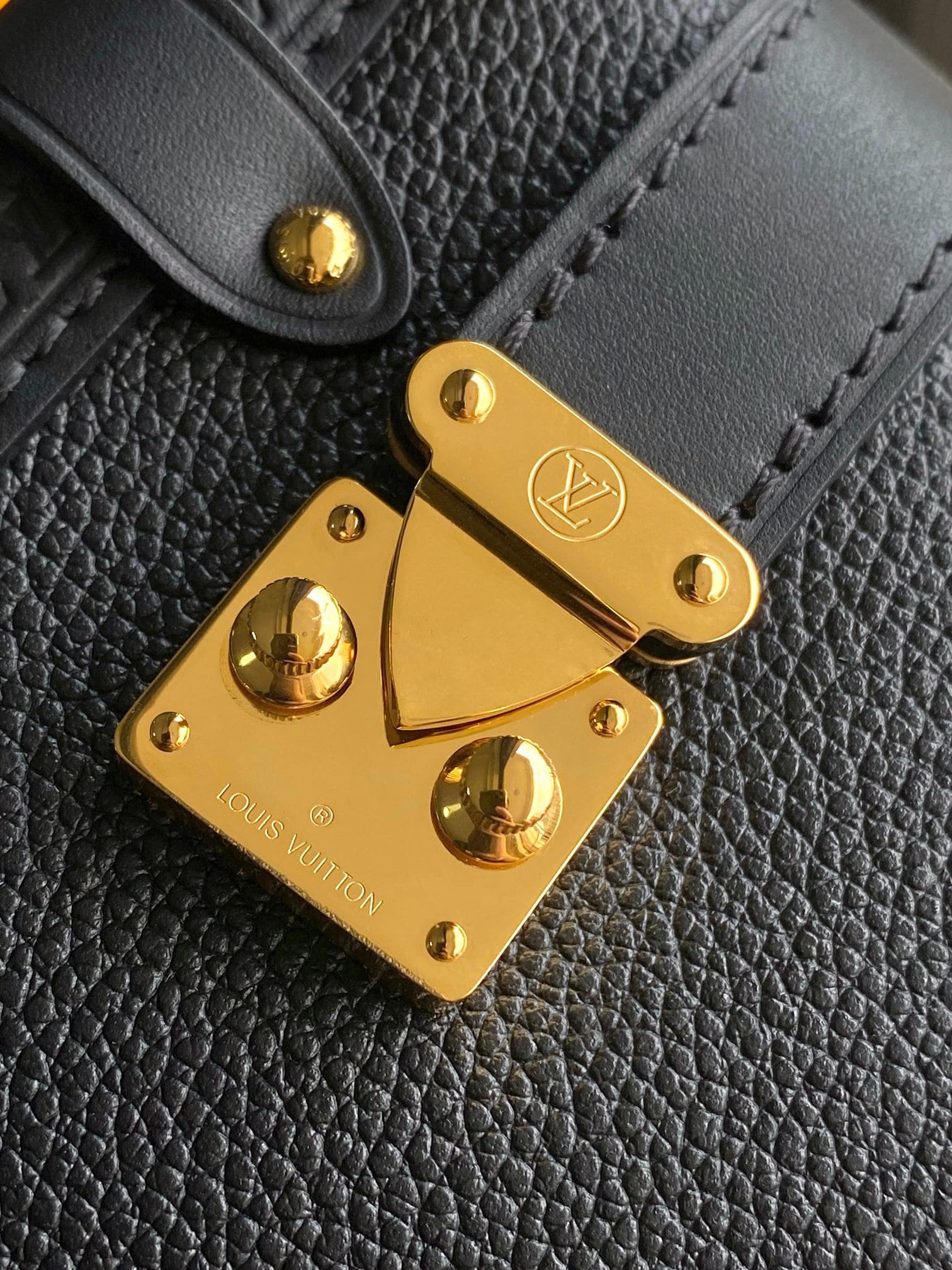 LOUIS VUITTON M23817 SIDE TRUNK