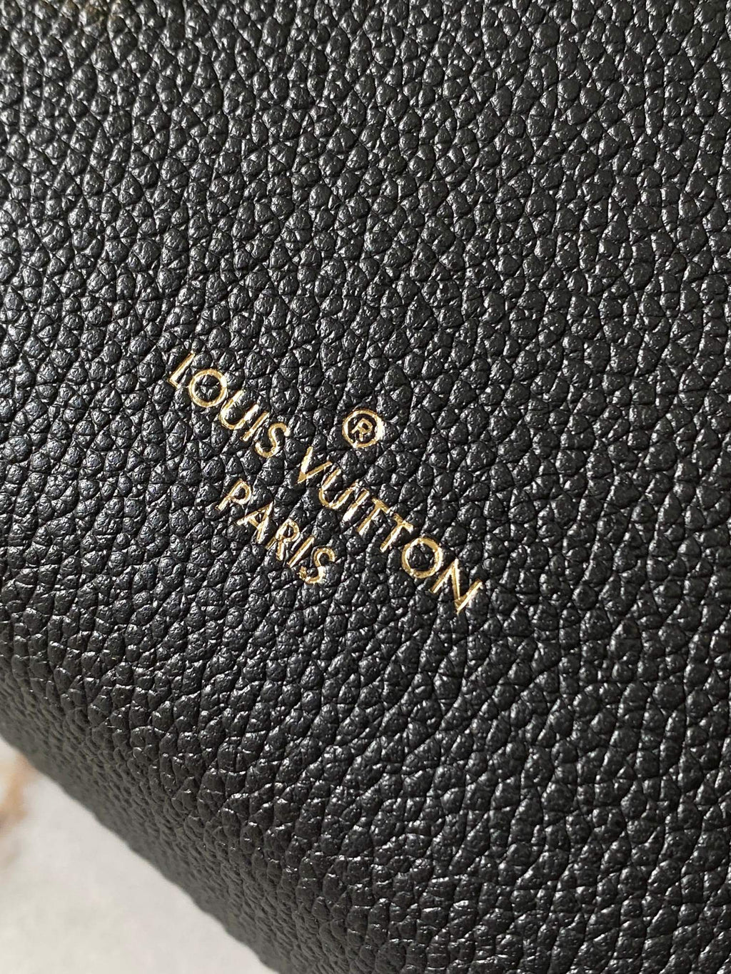 LOUIS VUITTON M23817 SIDE TRUNK