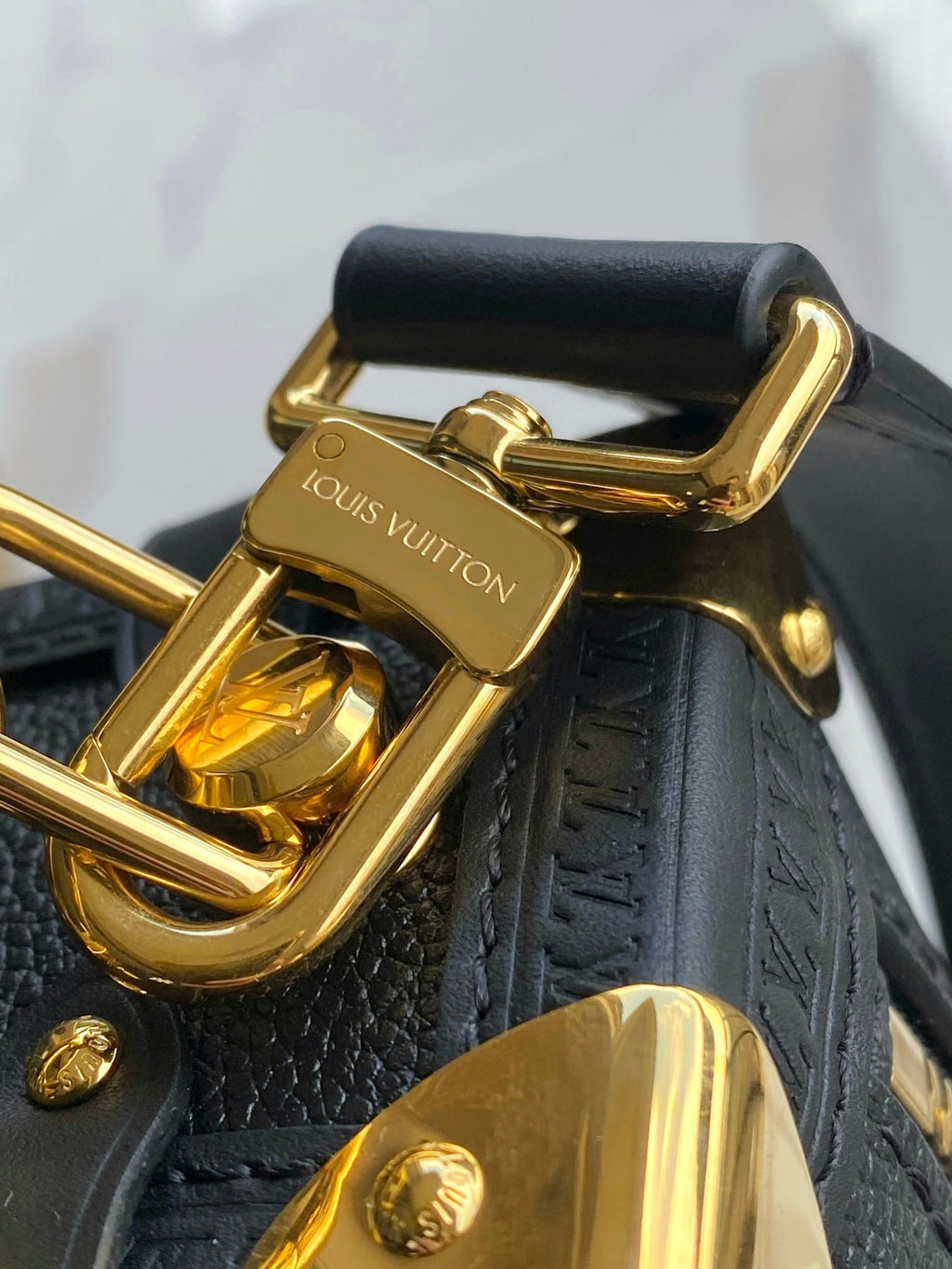 LOUIS VUITTON M23817 SIDE TRUNK