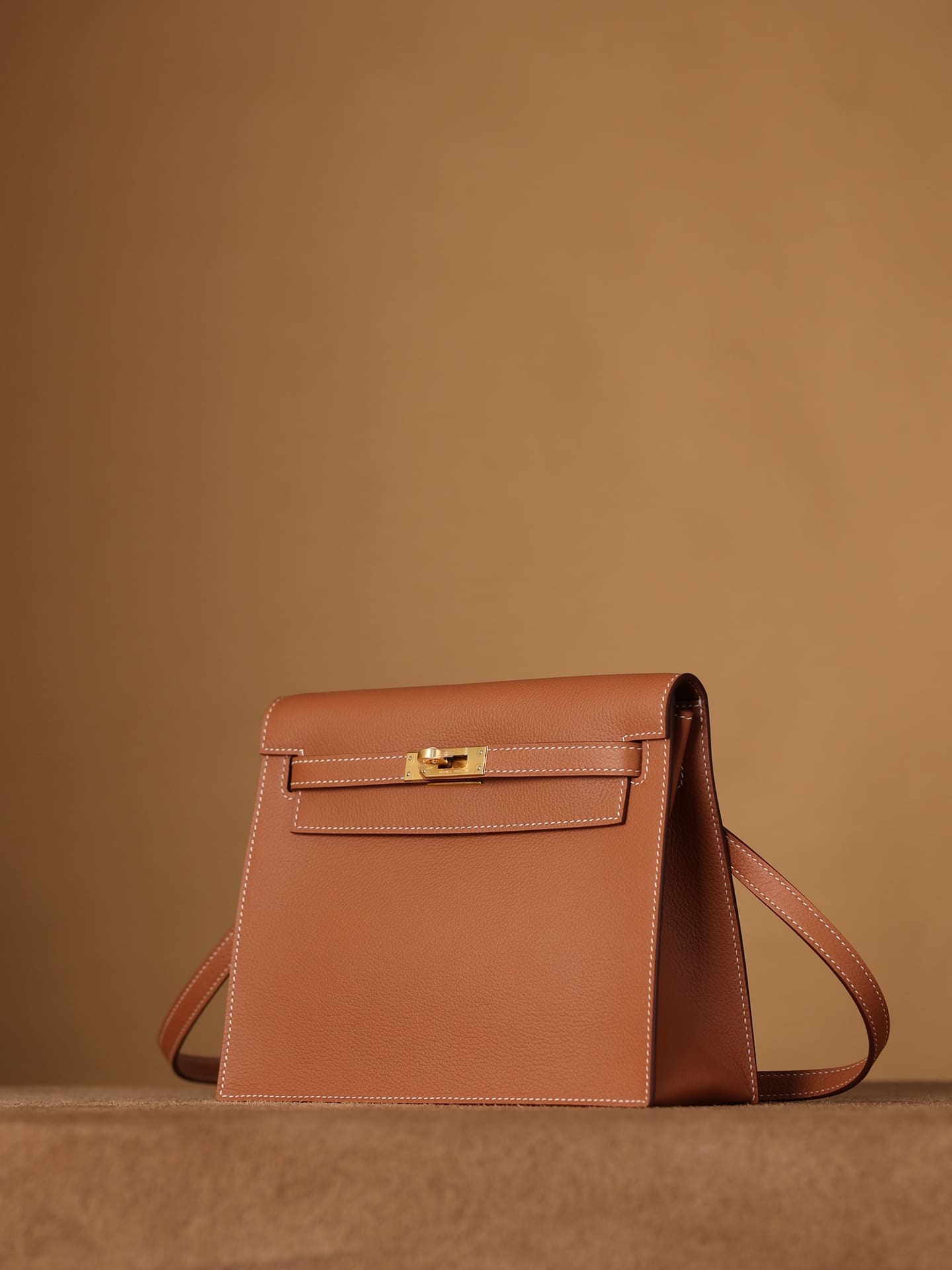 Hermès Kelly Danse Gold Verso Evercolor Gold Hardware