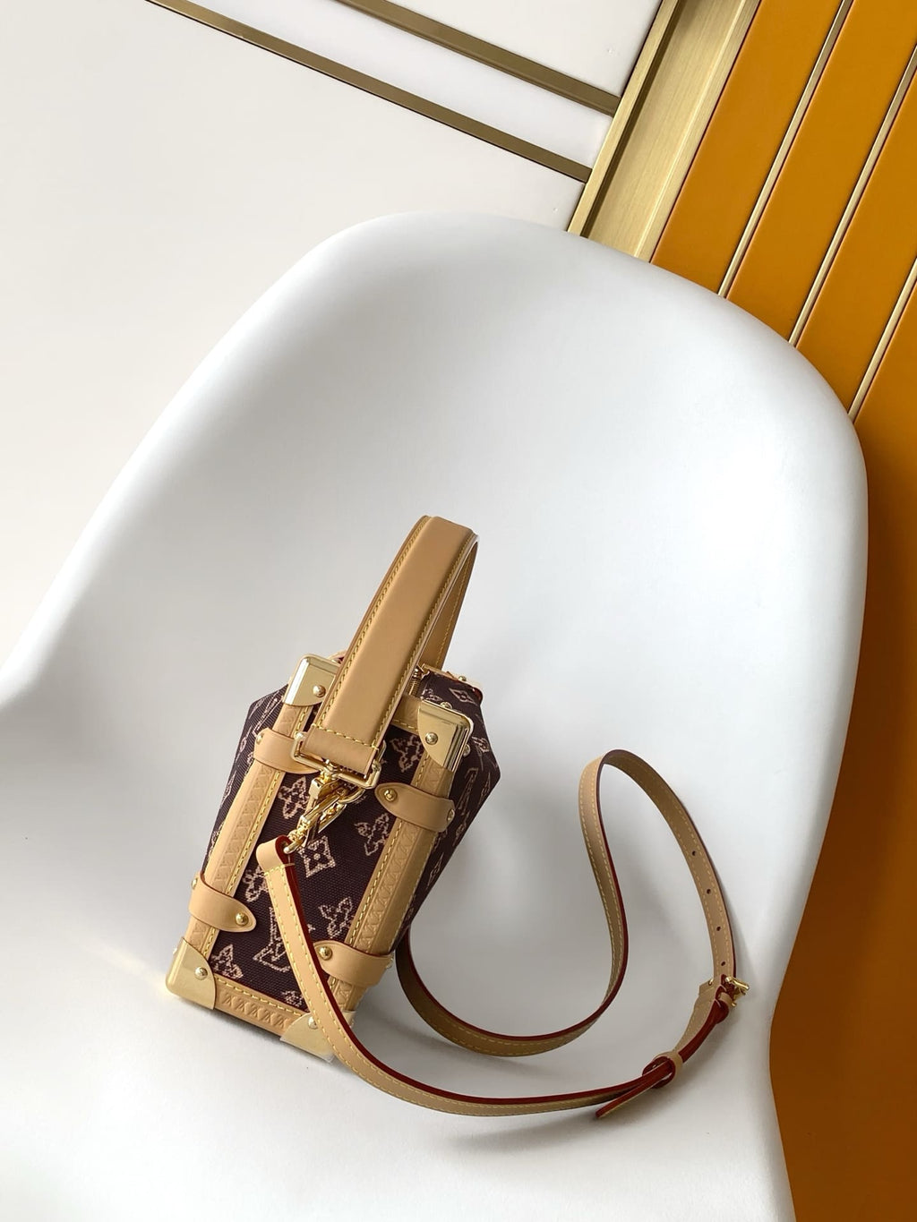 LOUIS VUITTON M27516 Side Trunk MM