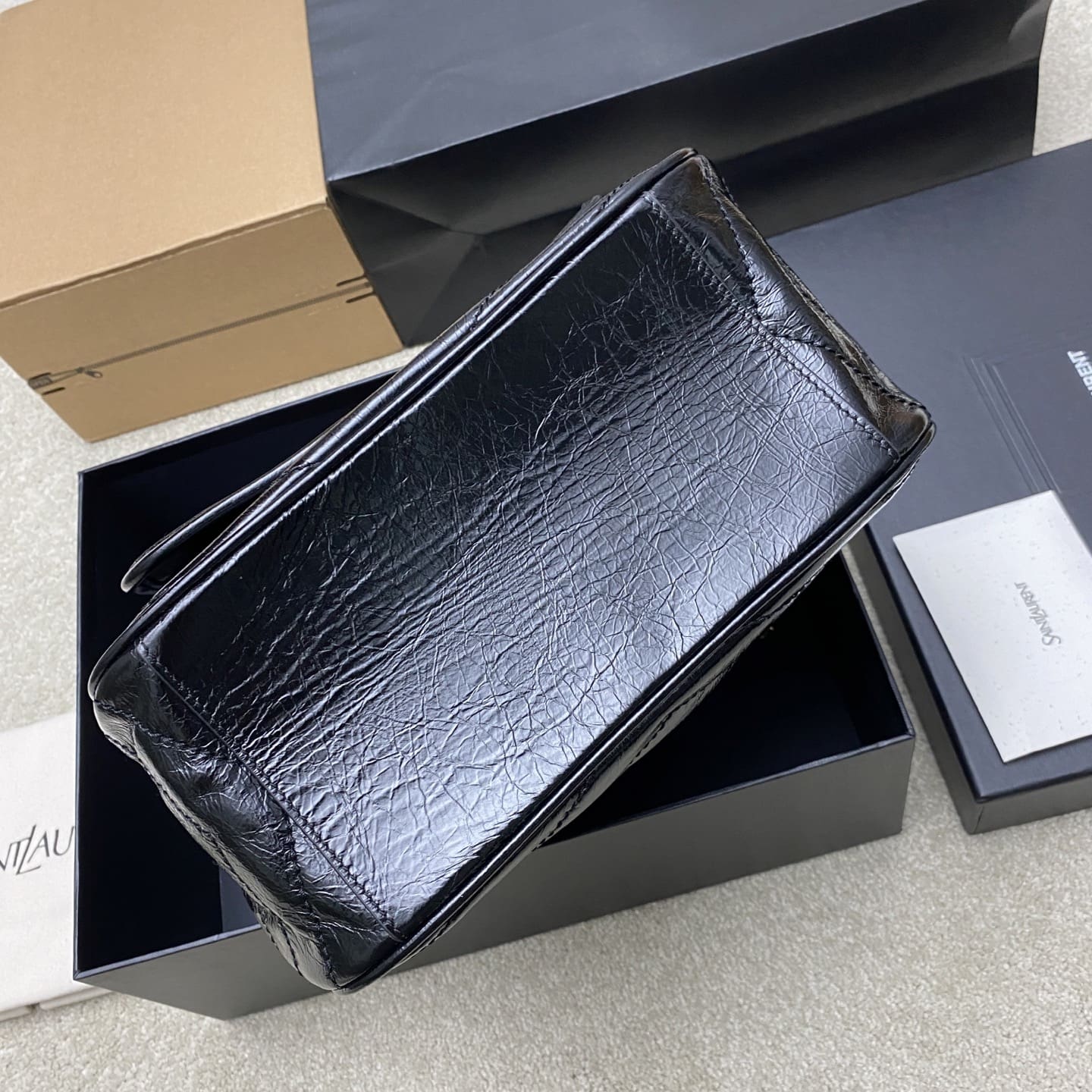 SAINT LAURENT NIKI small shopping in vintage leather
