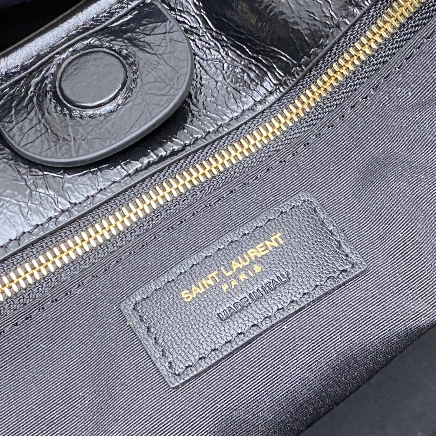 SAINT LAURENT NIKI small shopping in vintage leather