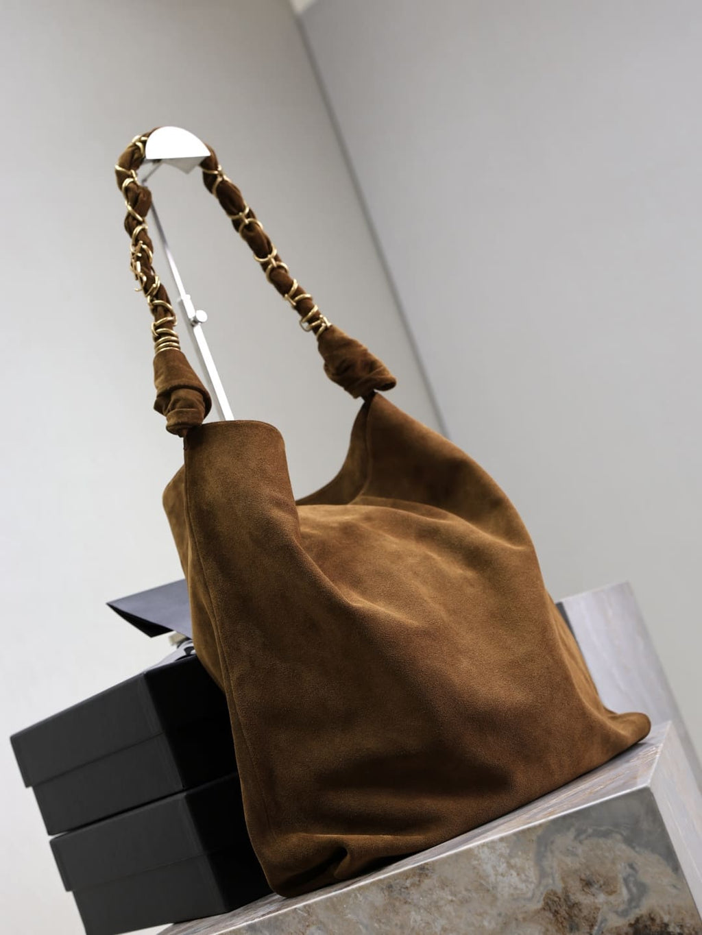 SAINT LAURENT AMALIA in suede