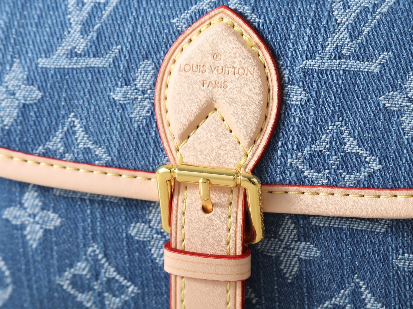 LOUIS VUITTON M27700 Nano Diane