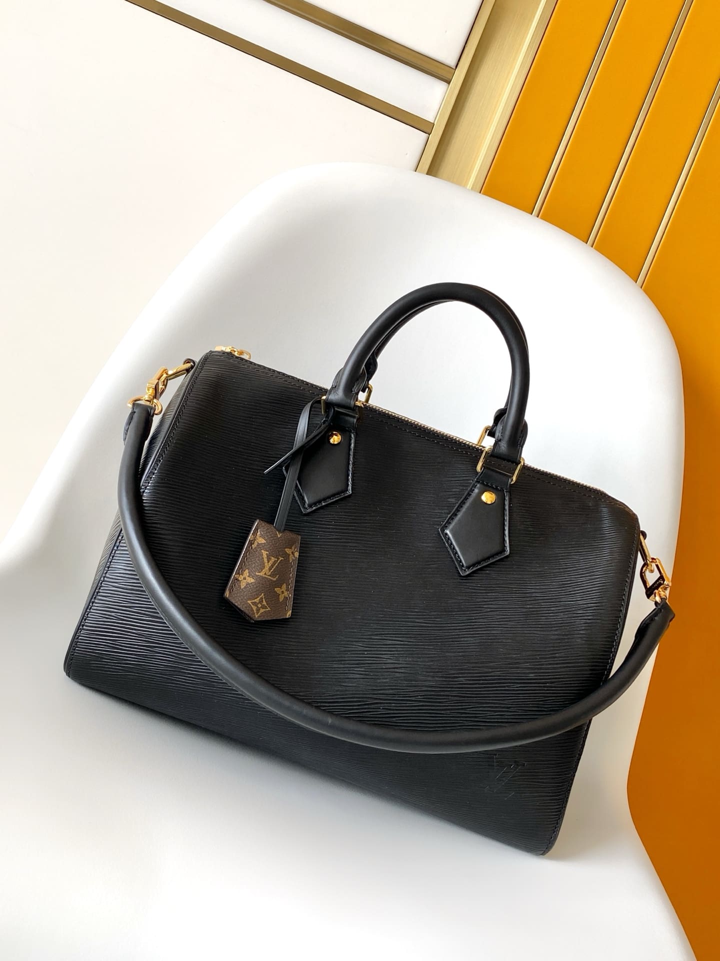 LOUIS VUITTON M25671 Speedy Soft 30