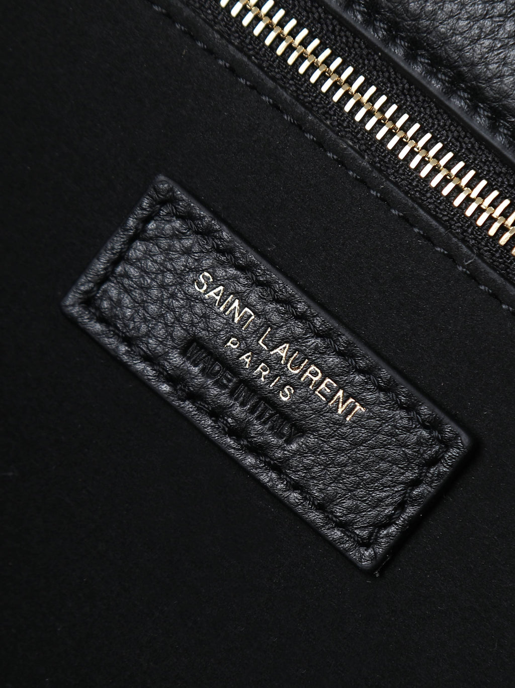 SAINT LAURENT LE 5 À 7 SMALL BEA in grained leather