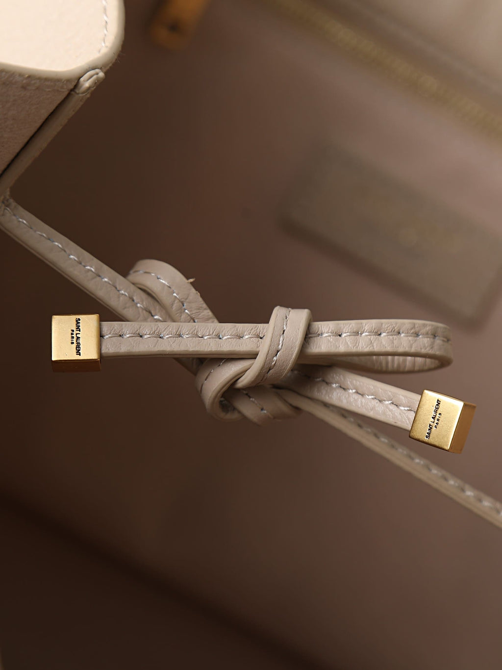 【Master quality】SAINT LAURENT LE 5 À 7 SMALL BEA in grained leather