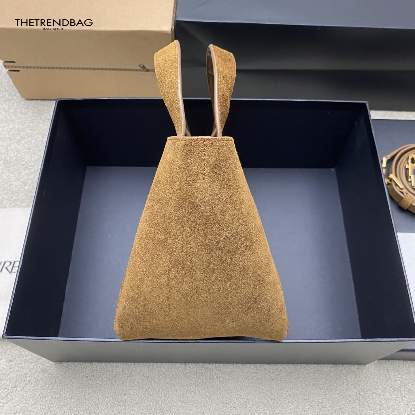 SAINT LAURENT LE 5 À 7 BABY BEA in suede