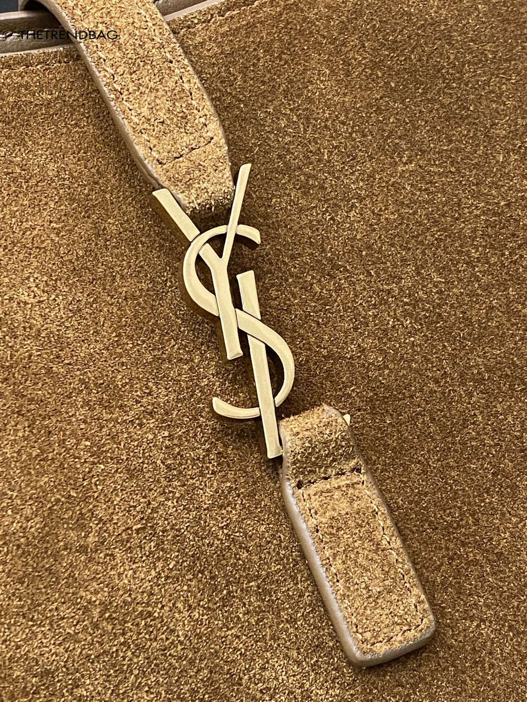 SAINT LAURENT LE 5 À 7 BABY BEA in suede