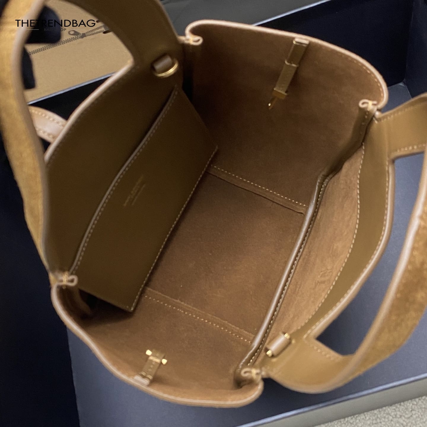 SAINT LAURENT LE 5 À 7 BABY BEA in suede