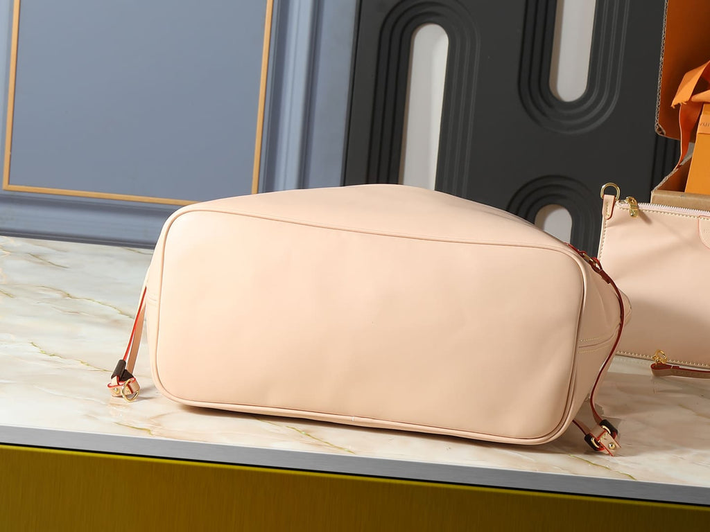 LOUIS VUITTON M27635 NEVERFULL
