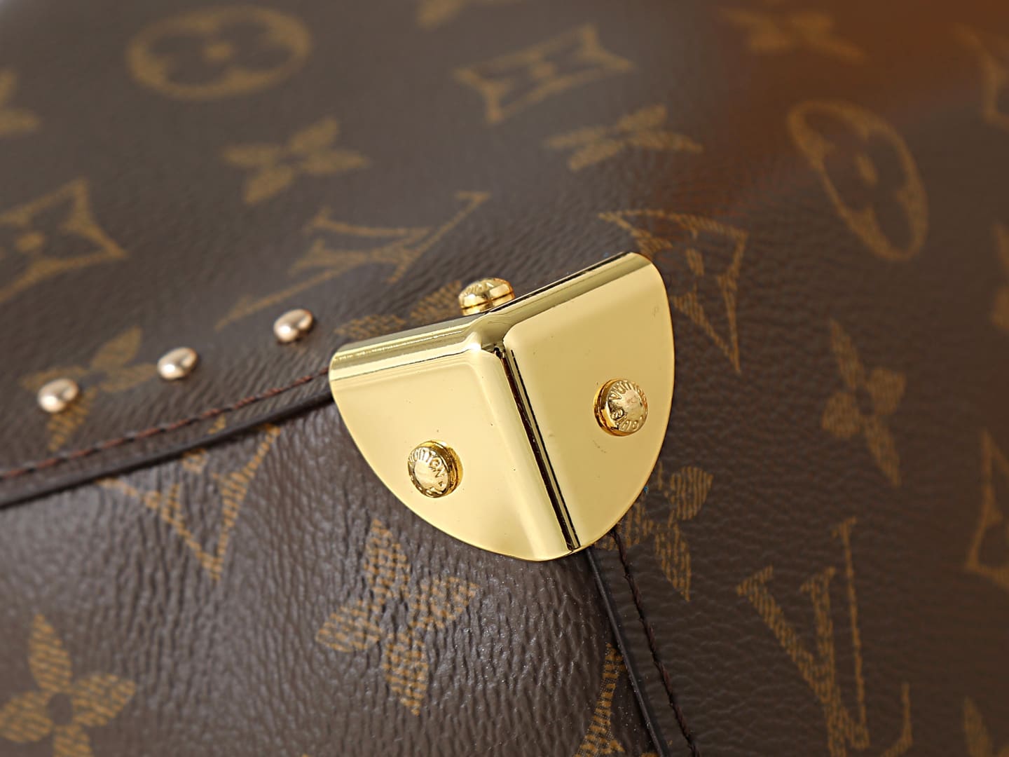 LOUIS VUITTON M28515 Noé Trunk