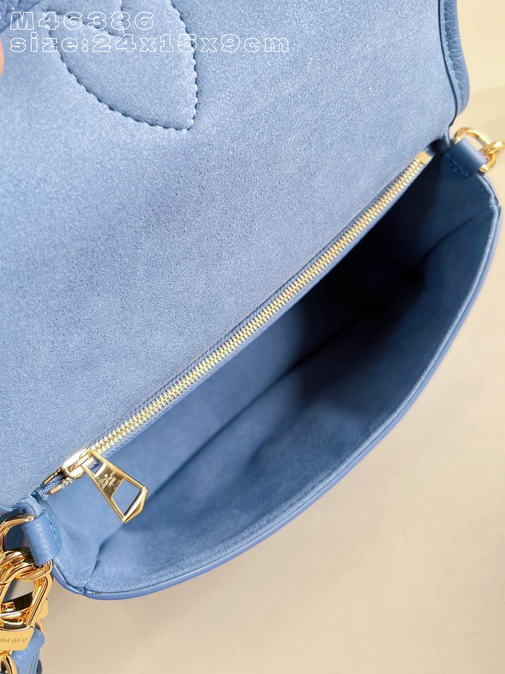 LOUIS VUITTON M27362 Diane
