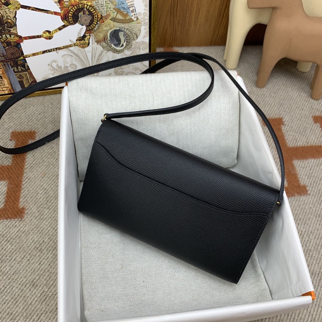Hermès Constance To Go wallet