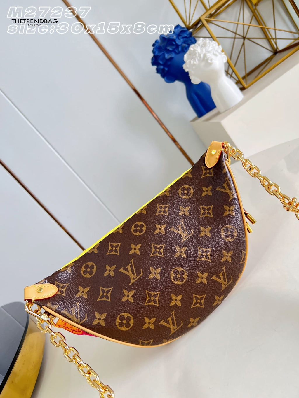 LOUIS VUITTON M27237 BUMBAG