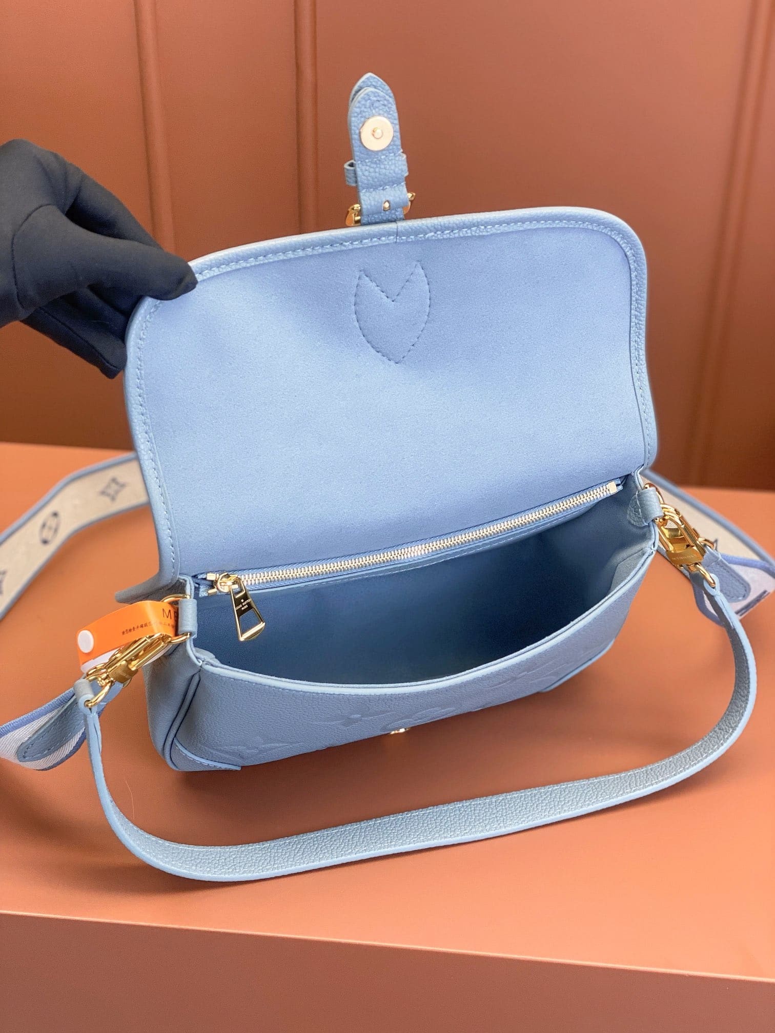Louis Vuitton M46846 Diane