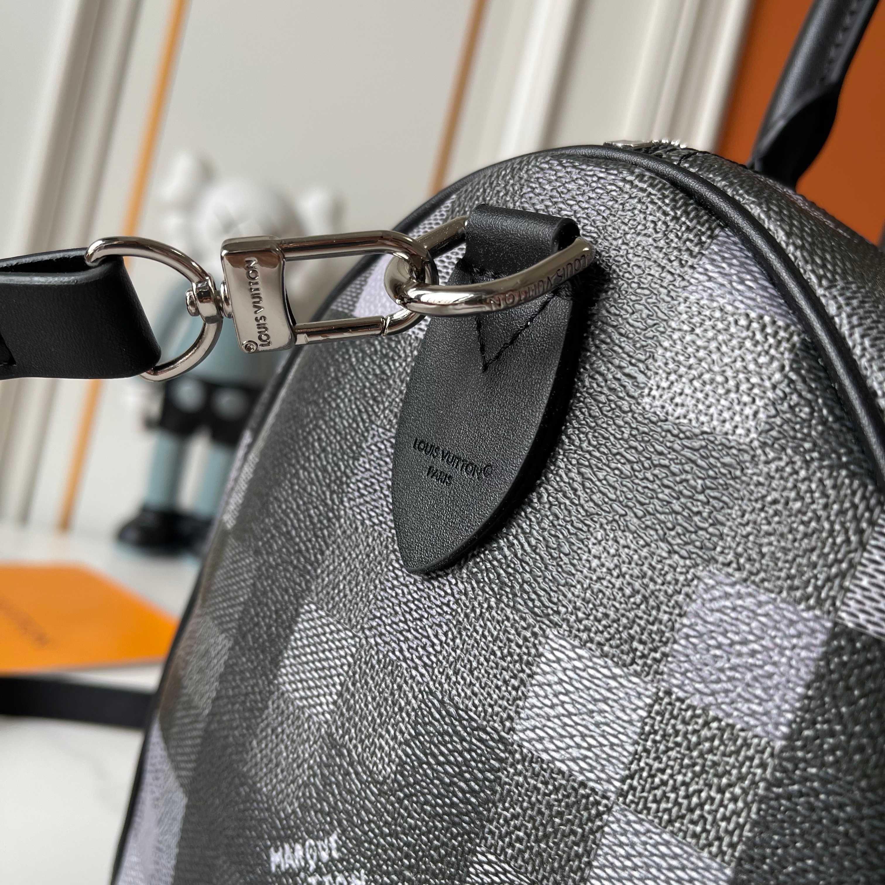 LOUIS VUITTON M28977 Speedy 30 Bandoulière