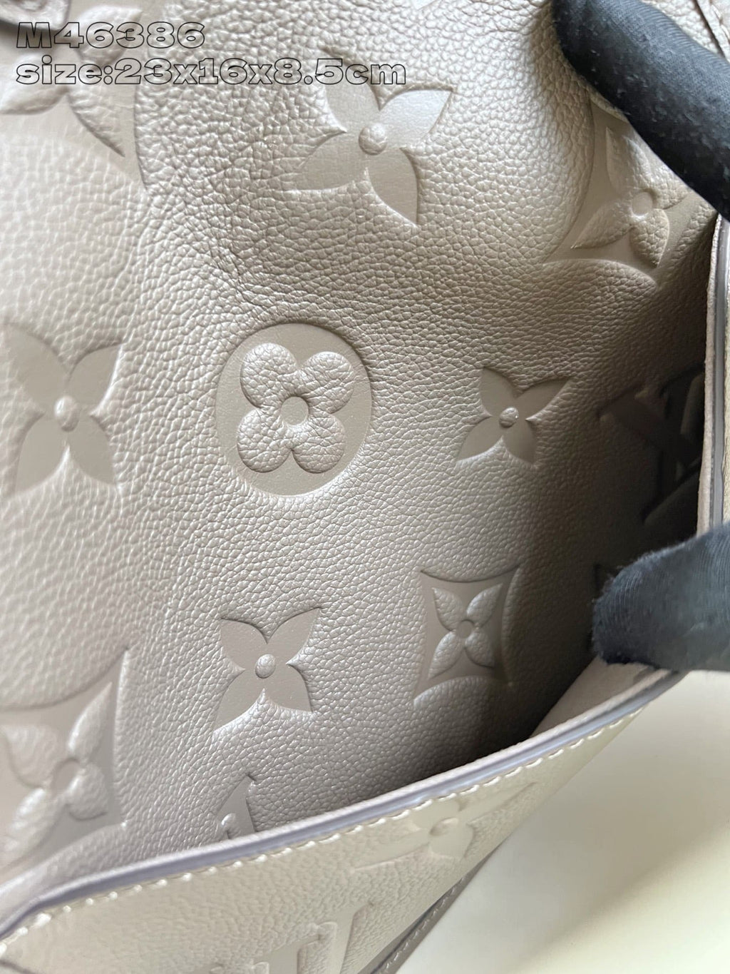 LOUIS VUITTON M46386 Diane