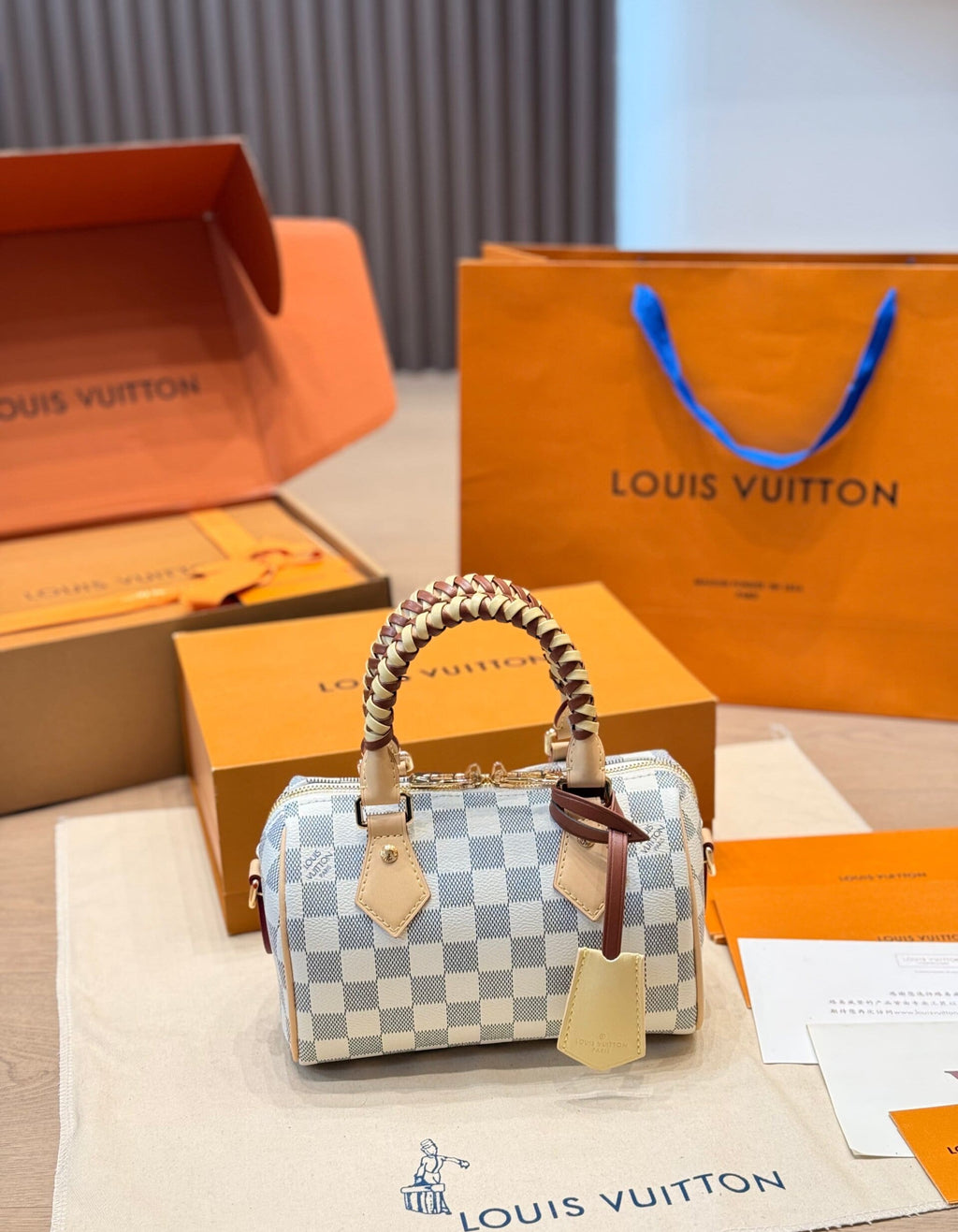 LOUIS VUITTON N40950 Speedy Bandoulière 20