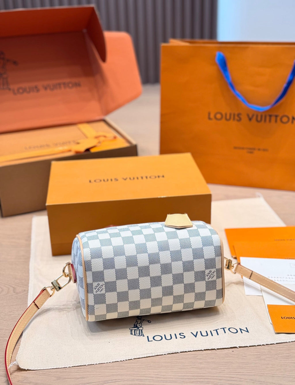 LOUIS VUITTON N40950 Speedy Bandoulière 20