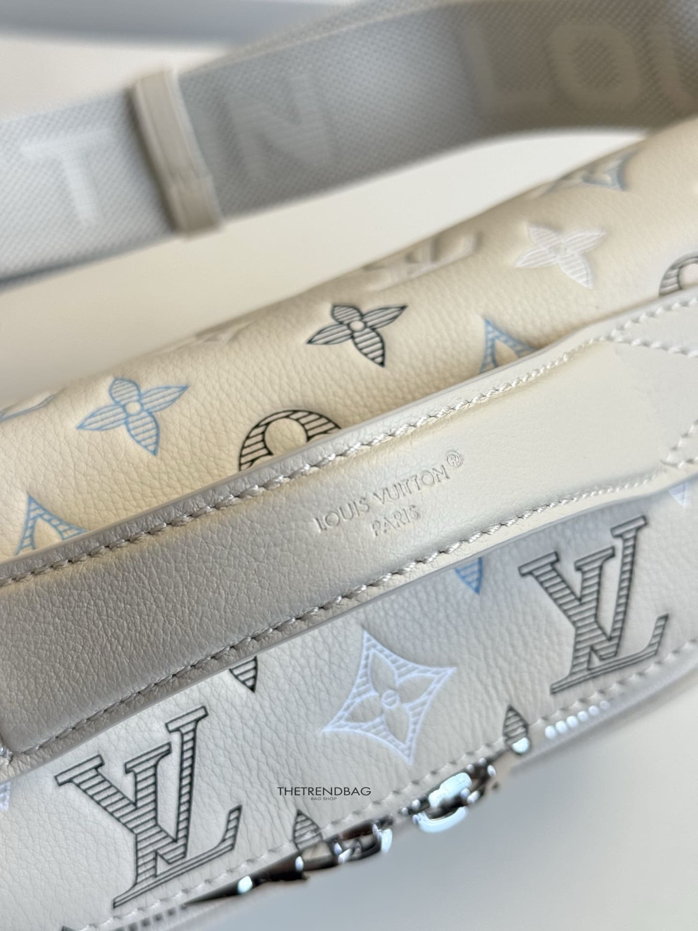 LOUIS VUITTON M28619 Rush Bumbag