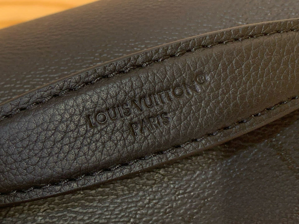 LOUIS VUITTON M26763 Rush Bumbag