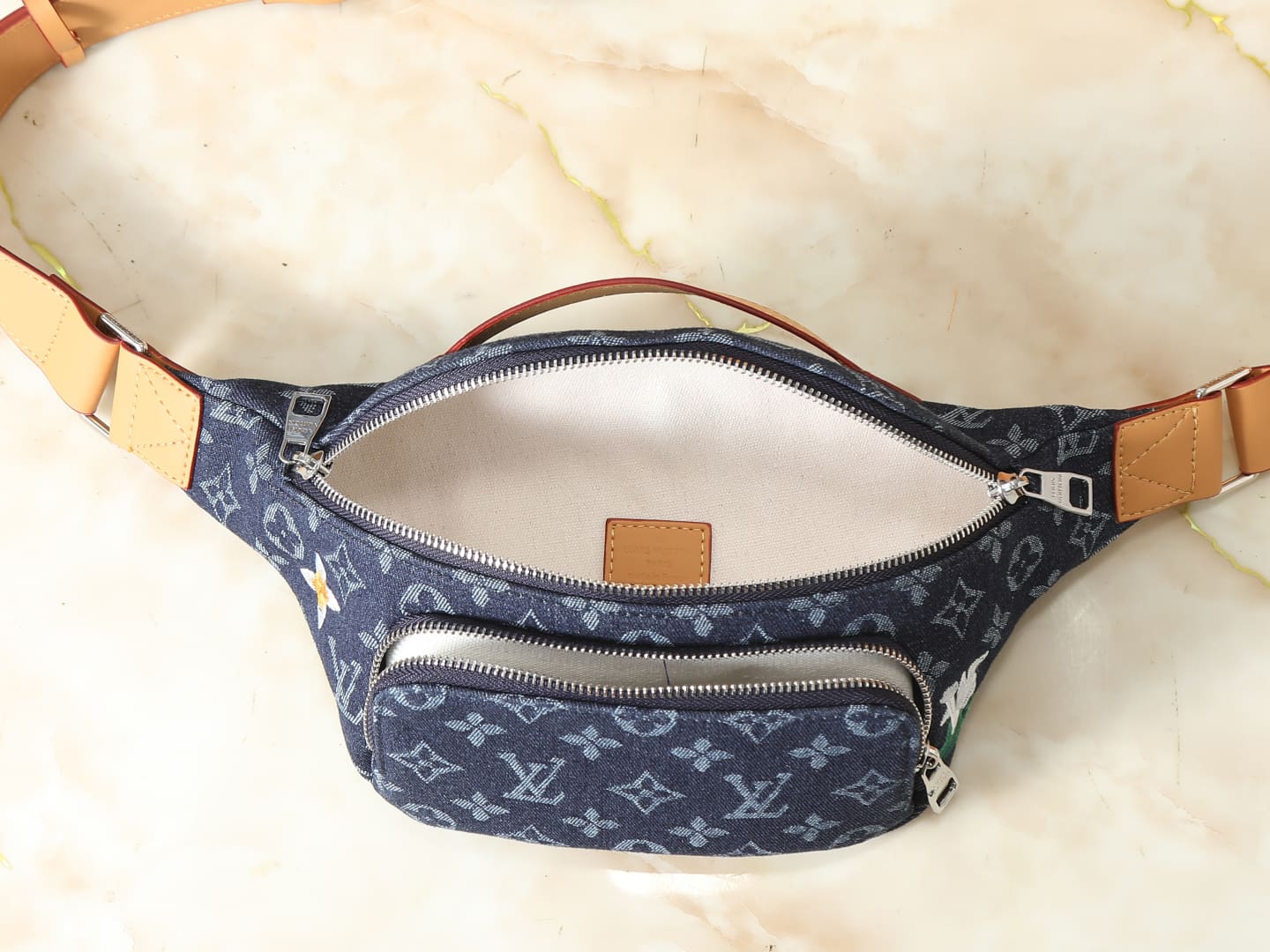 LOUIS VUITTON M27640 Rush Bumbag