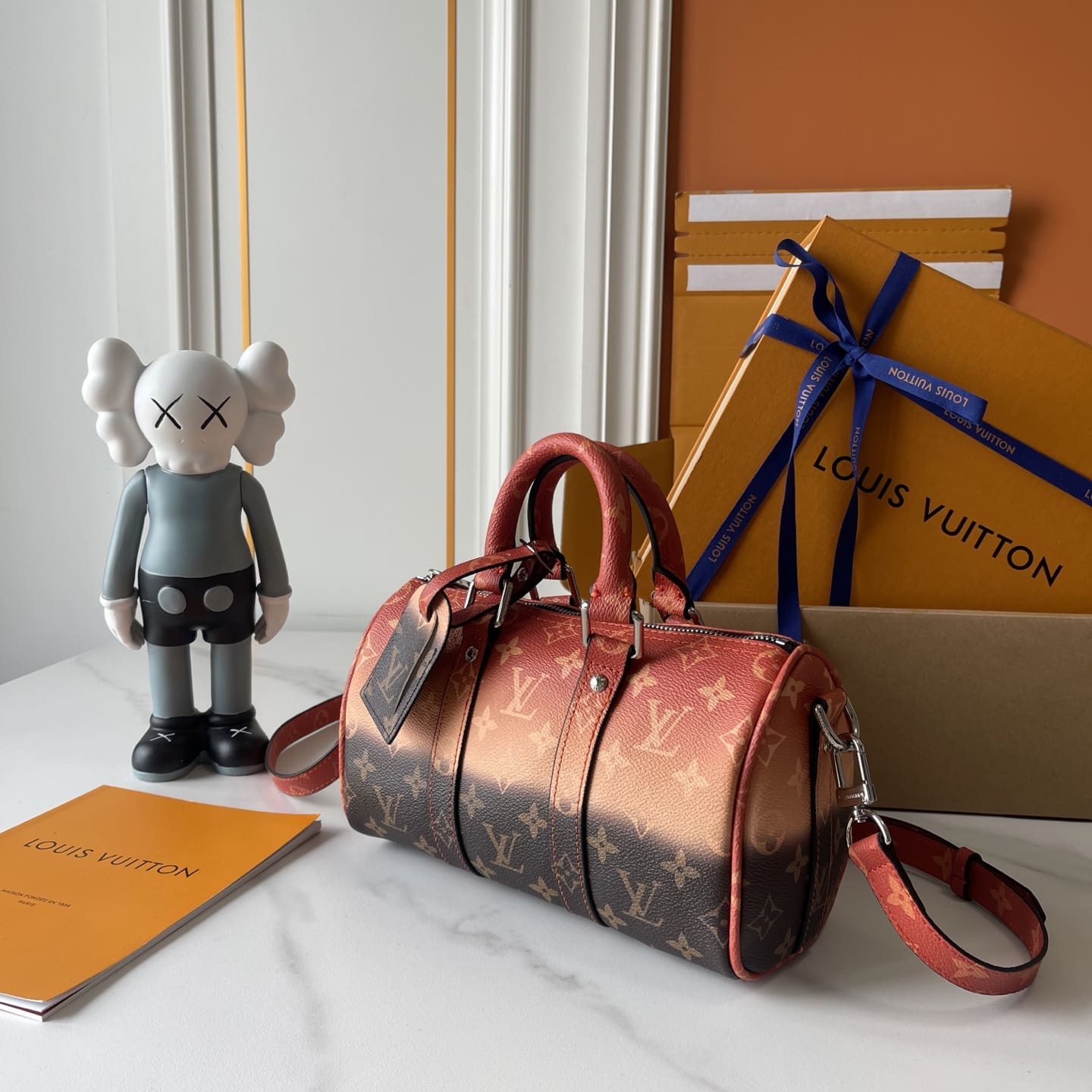 LOUIS VUITTON M28074 Keepall Bandoulière 25
