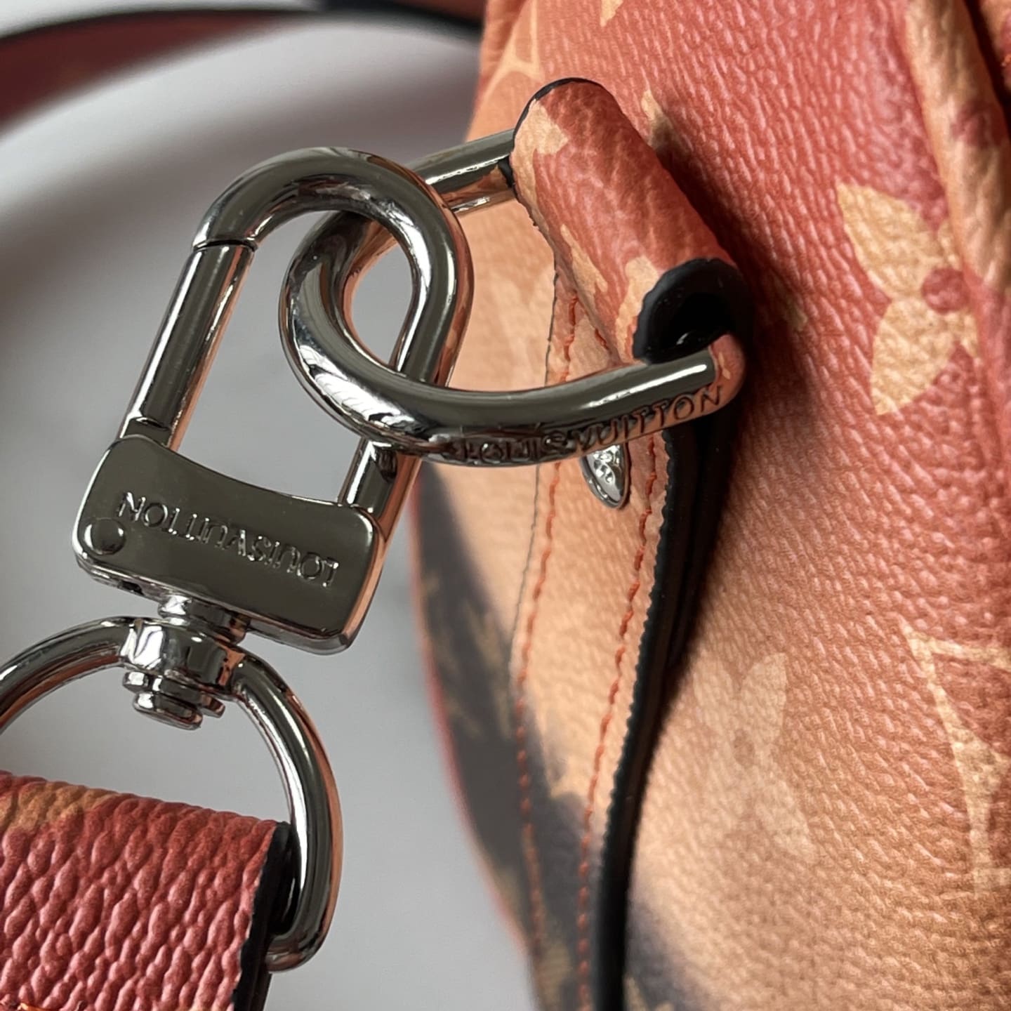 LOUIS VUITTON M28074 Keepall Bandoulière 25