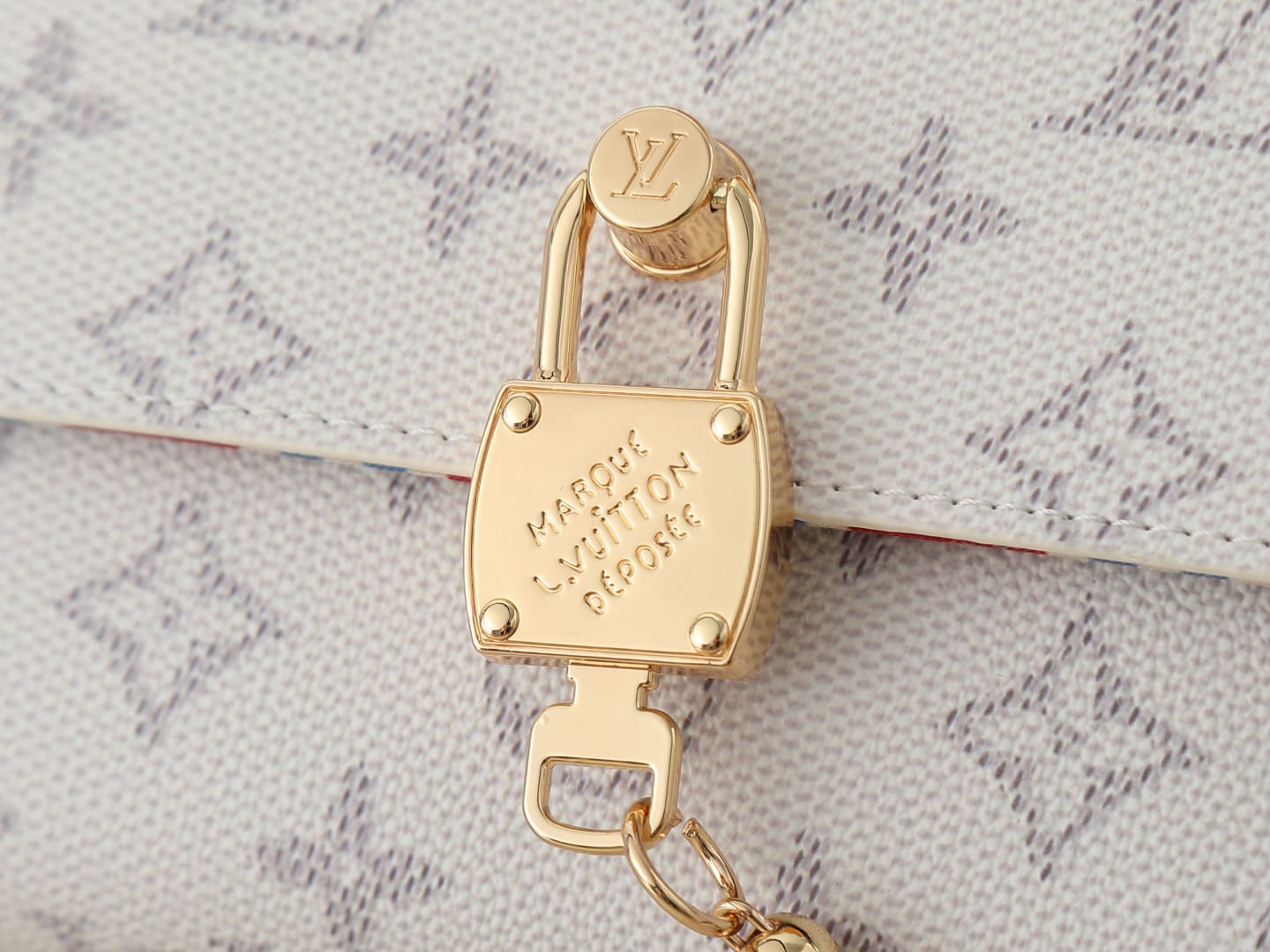 LOUIS VUITTON M14686 Steamer Wearable Wallet