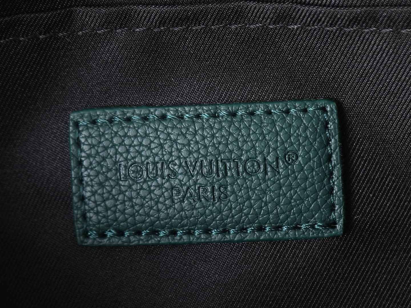 LOUIS VUITTON M27184 City Keepall