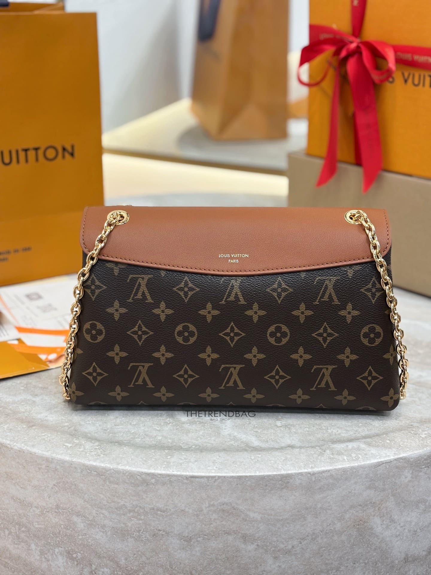 LOUIS VUITTON M28611 Madeleine PM