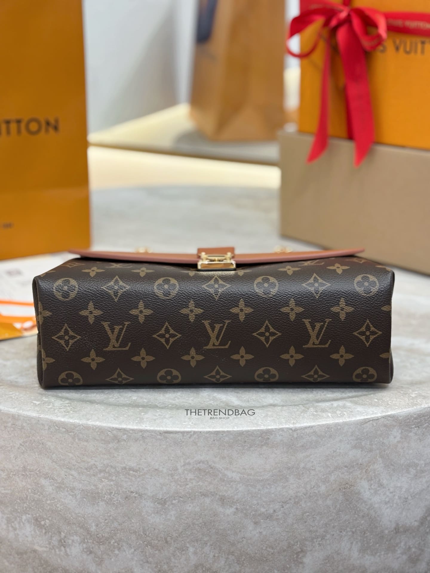 LOUIS VUITTON M28611 Madeleine PM