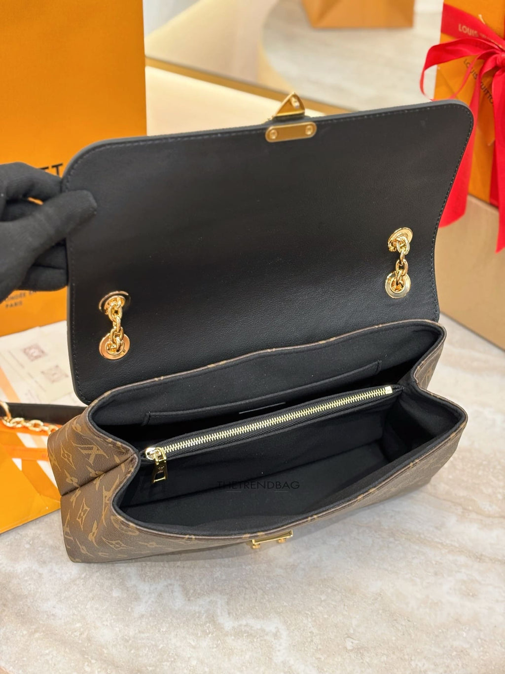LOUIS VUITTON M28610 Madeleine PM