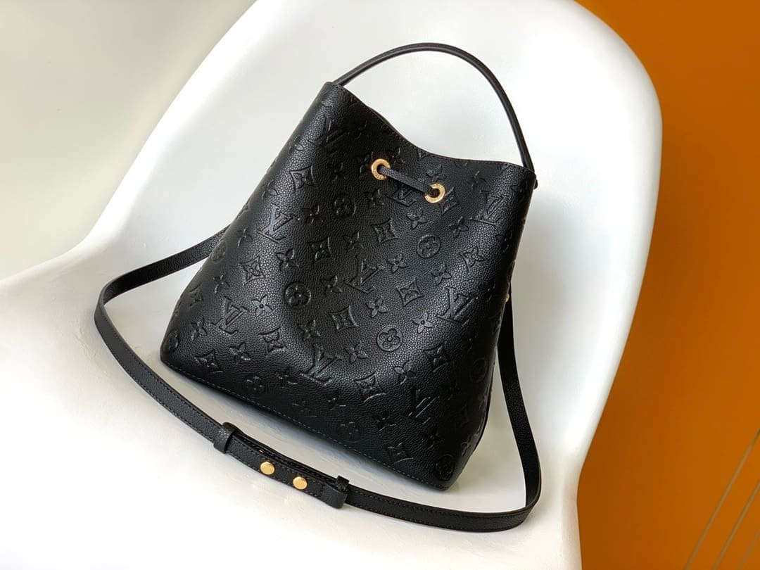 Louis Vuitton M45256 Néonoé MM