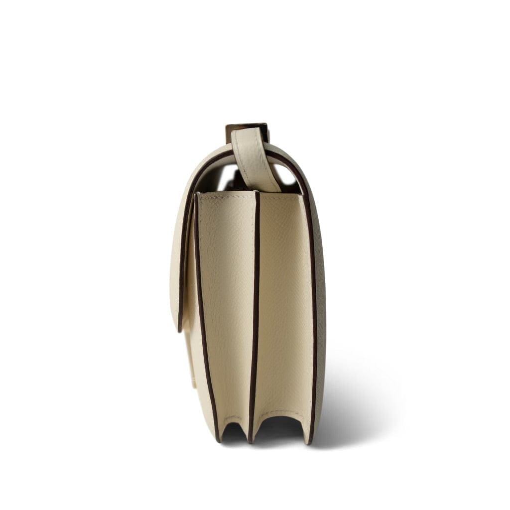 HERMÈS Constance 18 Nata Epsom Gold Plated B Stamp