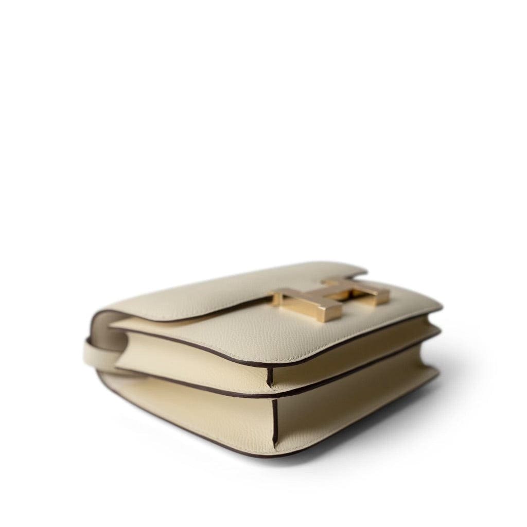 HERMÈS Constance 18 Nata Epsom Gold Plated B Stamp
