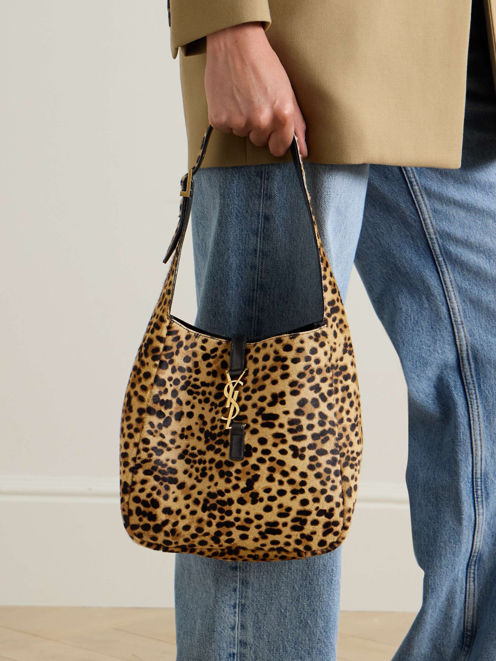 SAINT LAURENT Le 5 À 7 small  shoulder bag