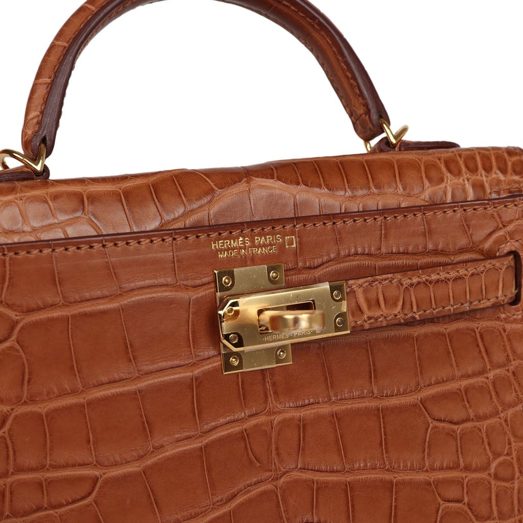 Hermès Kelly Sellier 20 Gold Matte Alligator Gold Hardware