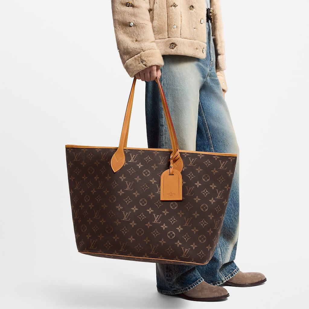 LOUIS VUITTON M14023 Nevereverfull