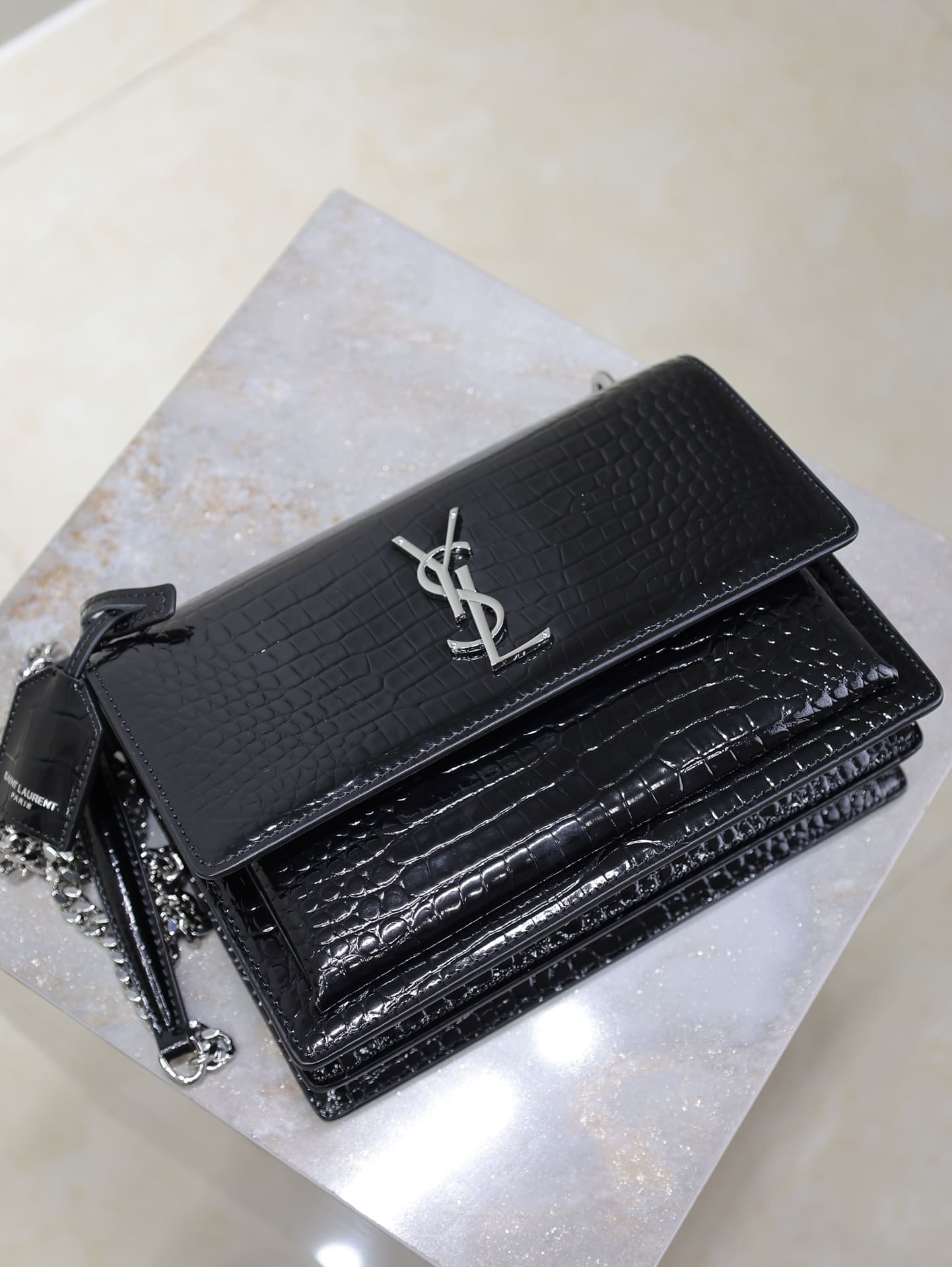 Saint Laurent Sunset Medium In Crocodile Embossed Shiny Leather