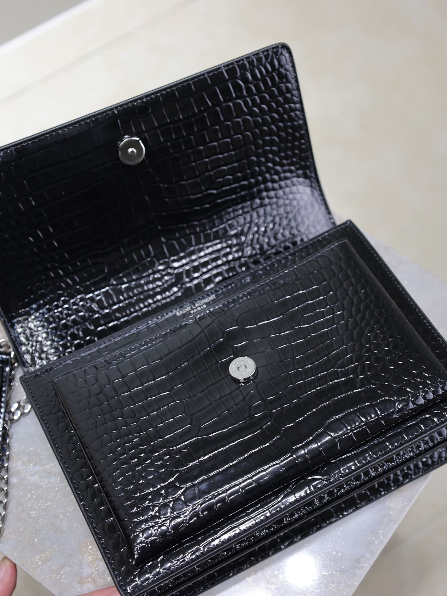 Saint Laurent Sunset Medium In Crocodile Embossed Shiny Leather